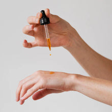 Load image into Gallery viewer, Protective Day Oil
